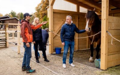 OTVORENIE PROJEKTU: Nová atrakcia nad Košicami: Krajské Monte Negro na Hrešnej láka na ekologické jazdy na koňoch